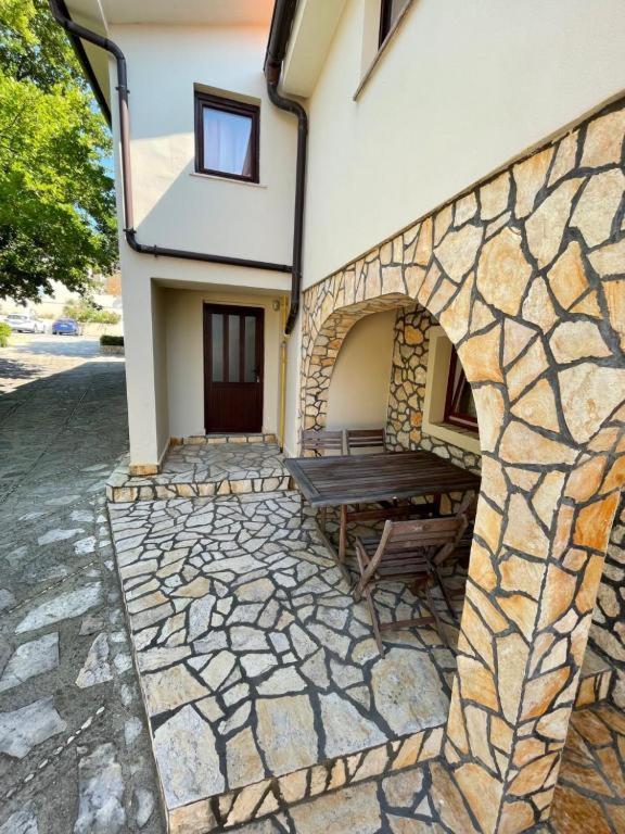 Bellevue Rooms Stara Baška 外观 照片