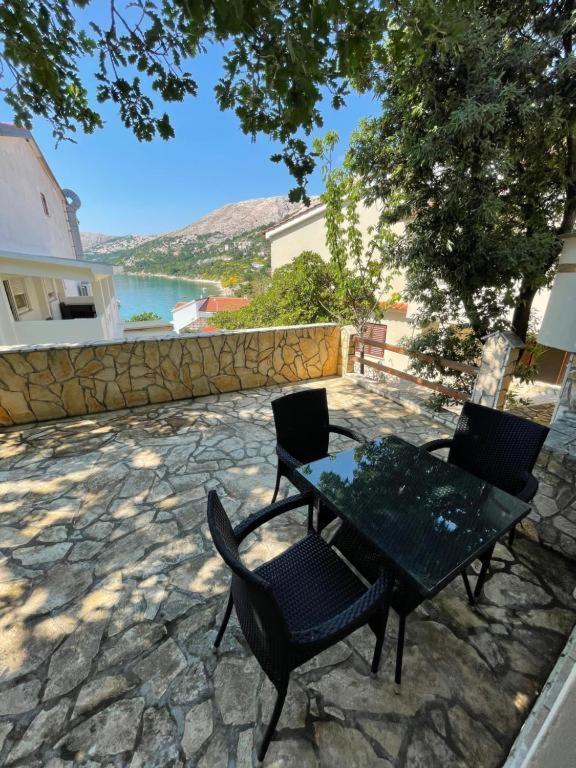 Bellevue Rooms Stara Baška 外观 照片