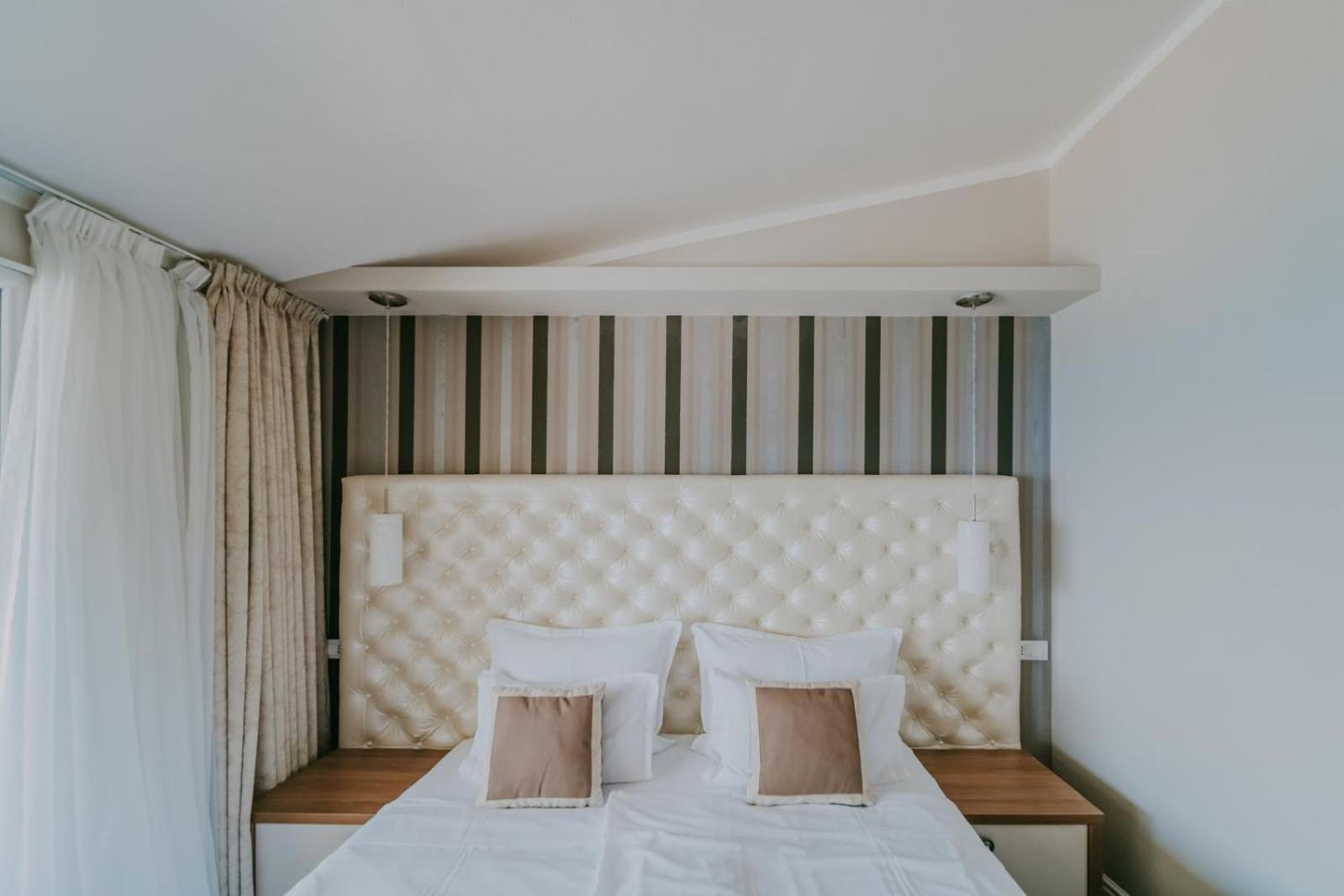 Bellevue Rooms Stara Baška 外观 照片