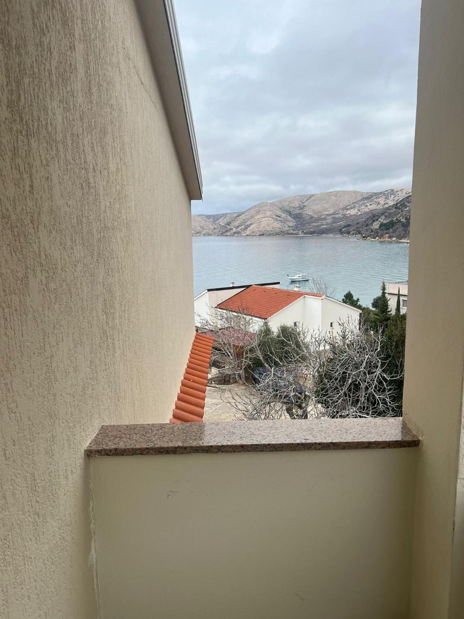 Bellevue Rooms Stara Baška 外观 照片